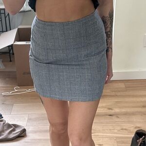 Gray plaid mini skirt
